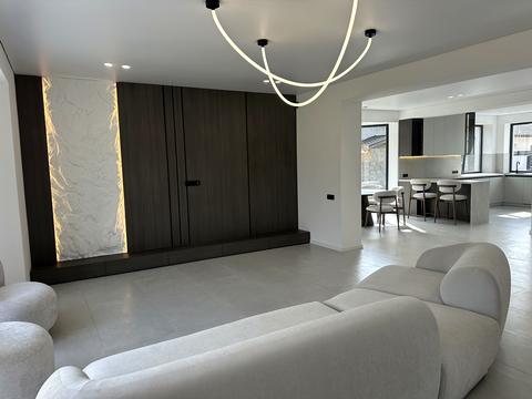 дом по адресу Леоніда Каденюка