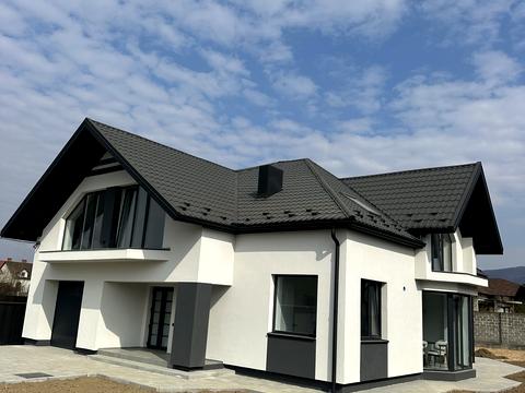 дом по адресу Леоніда Каденюка