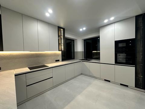 дом по адресу Леоніда Каденюка