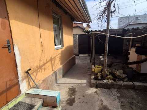 будинок за адресою Астрономічна вул., 37Е