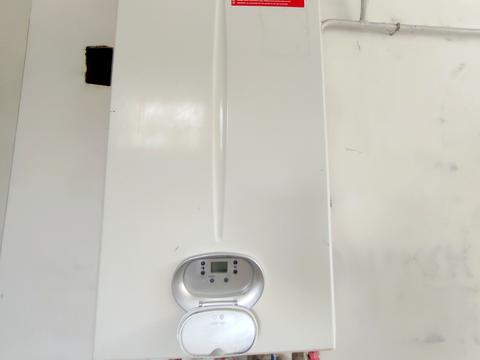 будинок за адресою 1 Травня