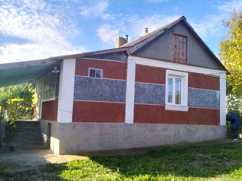 будинок за адресою Набережна, 19