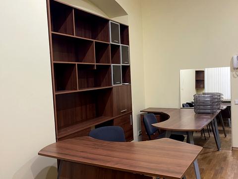 комерційна за адресою Ярославська вул., 28