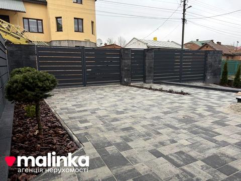 будинок за адресою Михайла Грушевського вул.