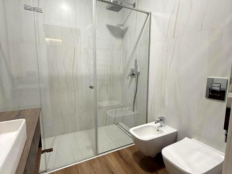 будинок за адресою Михайла Грушевського вул.