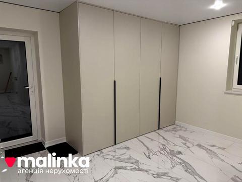 будинок за адресою Михайла Грушевського вул.