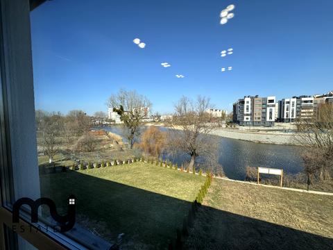 будинок за адресою Грушевського вул., 27