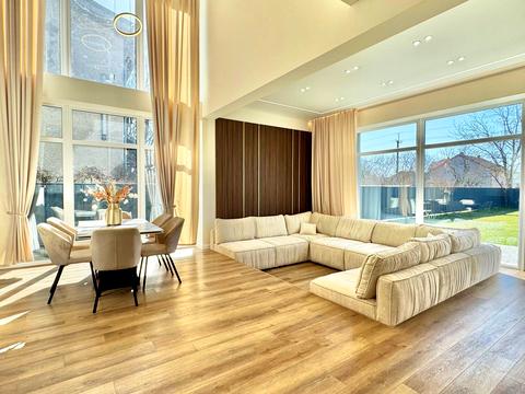 будинок за адресою Вербова