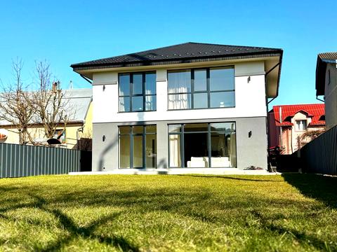 дом по адресу Вербова