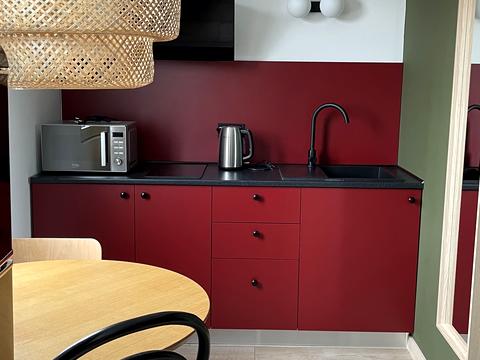 комерційна за адресою Затишна вул., 6