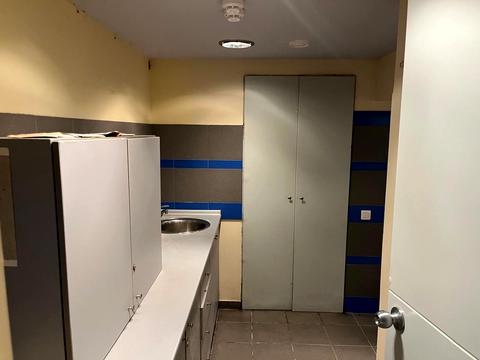 комерційна за адресою Велика Васильківська вул. (Червоноармійська), 23-А