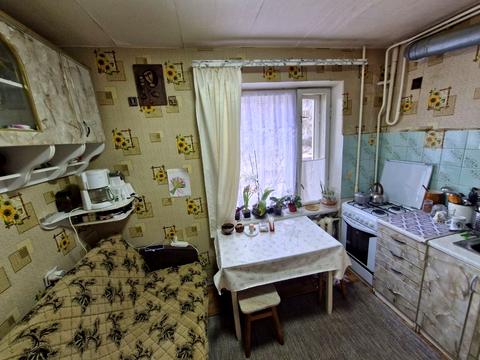 квартира за адресою Зимових Походів вул. (Молодогвардійська), 10