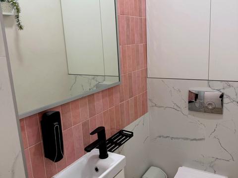 коммерческая по адресу Прорізна ул., 9