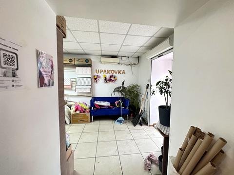 комерційна за адресою Науки просп. (Гагаріна), 100