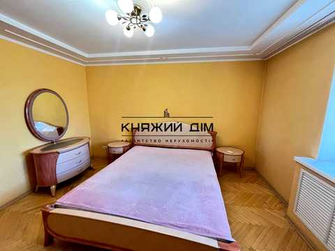квартира за адресою Жилянська вул., 72