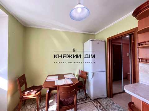 квартира за адресою Жилянська вул., 72