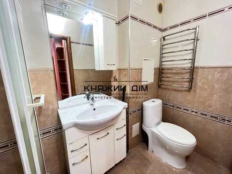 квартира за адресою Жилянська вул., 72