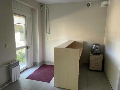 коммерческая по адресу Воздухофлотский просп. (Повітрофлотський), 3