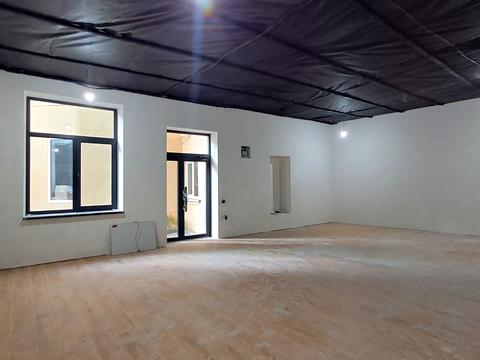 комерційна за адресою Соборна вул., 48