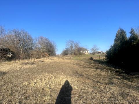 участок по адресу Небесної сотні