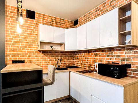 квартира за адресою Академіка Амосова вул., 12