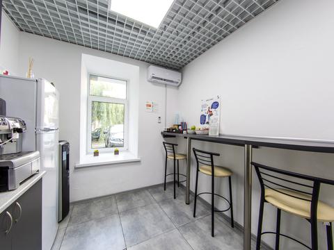 комерційна за адресою Волоська вул., 31-А