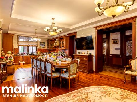 будинок за адресою Олекси Довбуша вул.