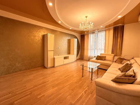 квартира за адресою Авіаконструктора Ігоря Сікорського вул. (Танкова), 1