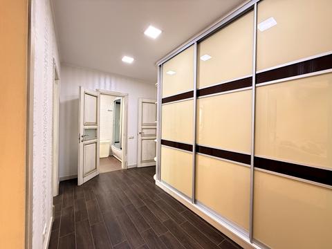 квартира за адресою Авіаконструктора Ігоря Сікорського вул. (Танкова), 1