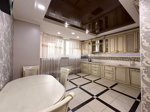 квартира за адресою Авіаконструктора Ігоря Сікорського вул. (Танкова), 1