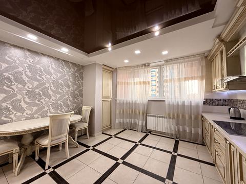 квартира за адресою Авіаконструктора Ігоря Сікорського вул. (Танкова), 1