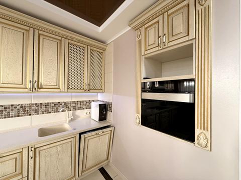 квартира за адресою Авіаконструктора Ігоря Сікорського вул. (Танкова), 1