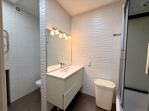 квартира за адресою Авіаконструктора Ігоря Сікорського вул. (Танкова), 1