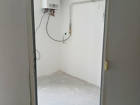 комерційна за адресою Хіміків вул., 21