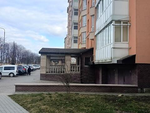 комерційна за адресою Хіміків вул., 21