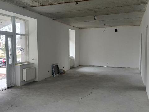 комерційна за адресою Хіміків вул., 21