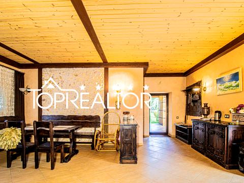 дом по адресу Акадeмічна ул.