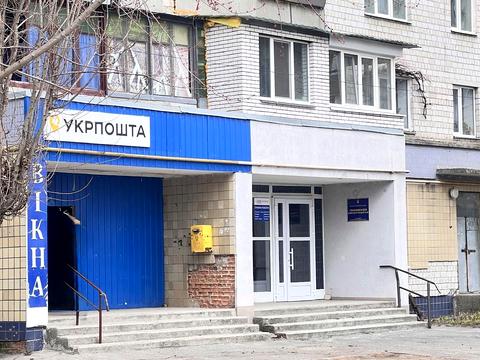 комерційна за адресою Коновальця, 26