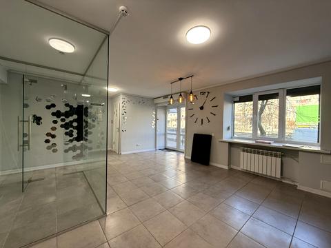 коммерческая по адресу Борщаговская ул., 117/125