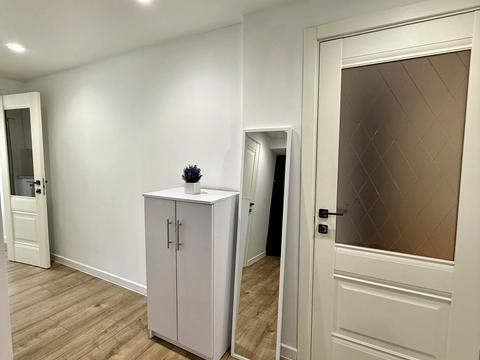 квартира за адресою Героїв Майдану вул. (Червоноармійська), 93