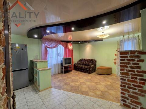 квартира за адресою житловий масив Тополя-2 вул., 10