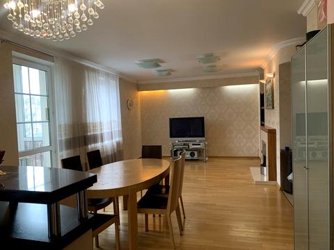 квартира за адресою Почайнинська вул., 25/49