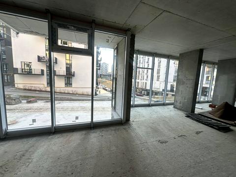 комерційна за адресою Малоголосківська вул., 5