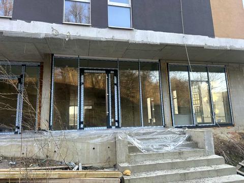 комерційна за адресою Малоголосківська вул., 5