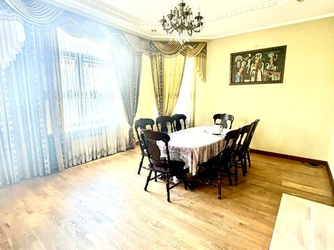 комерційна за адресою Геофізиків вул., 19