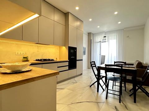 квартира по адресу Леси Украинки ул., 21