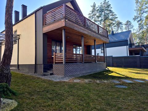 будинок за адресою Урядова, 24А