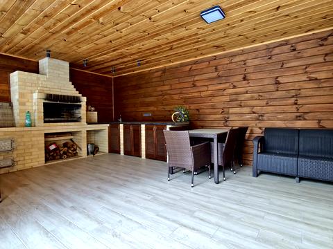 будинок за адресою Урядова, 24А