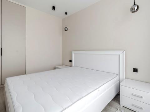 квартира по адресу Героев Майдана ул., 1