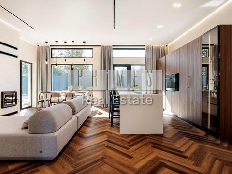 будинок за адресою добровольців